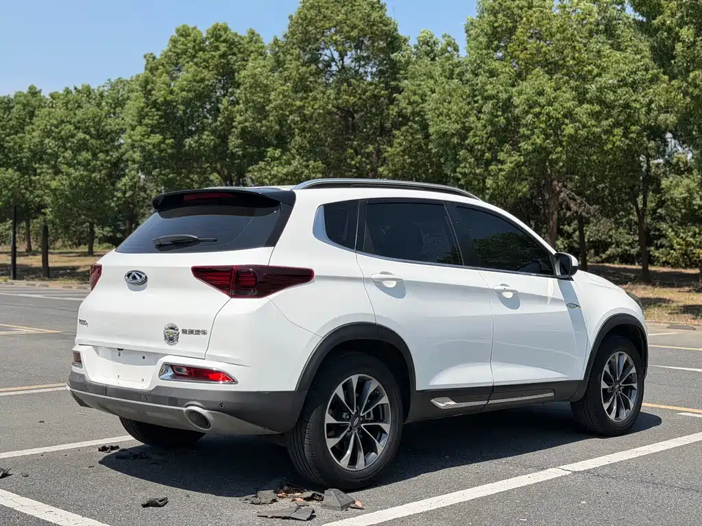 Chery Tiggo 7 — фото 7