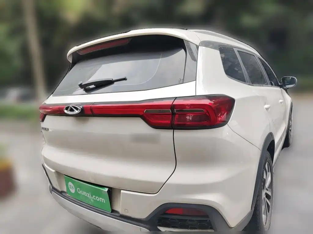 Chery Tiggo 8 — фото 14