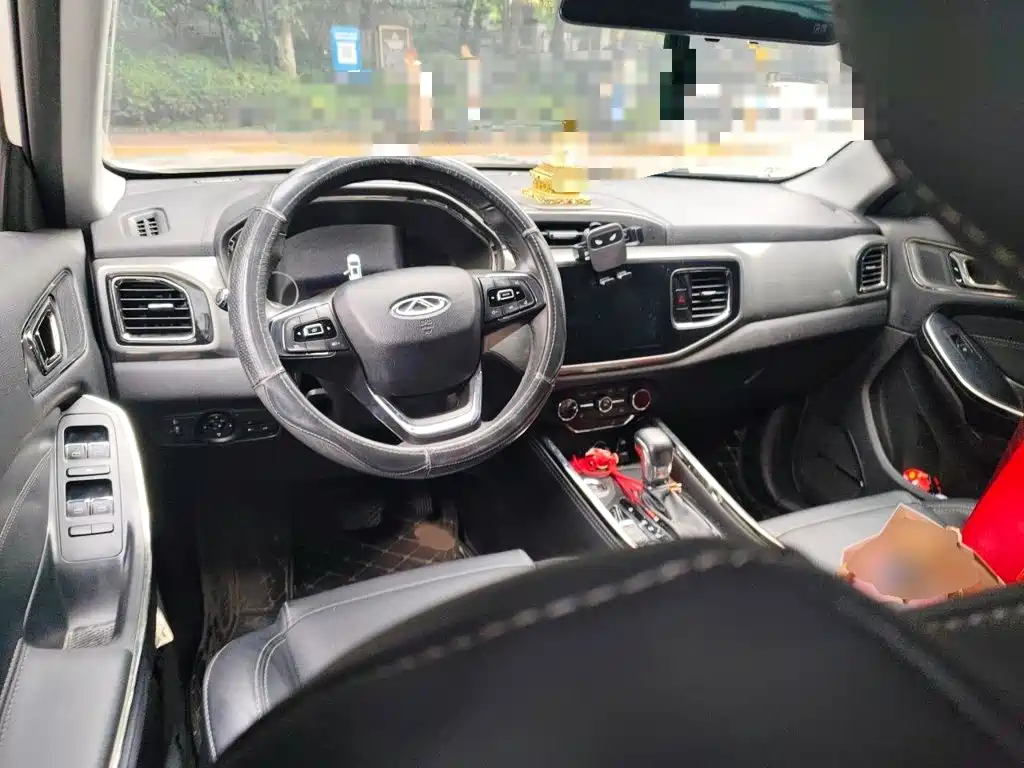 Chery Tiggo 8 — фото 21