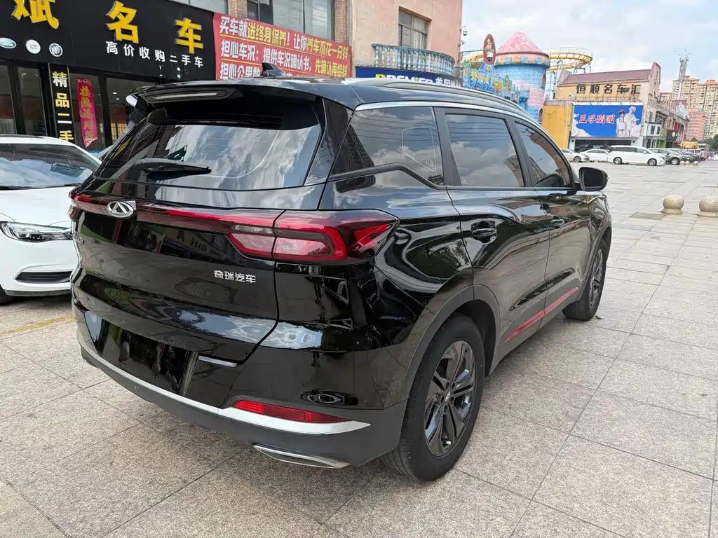 Chery Tiggo 7 — фото 8