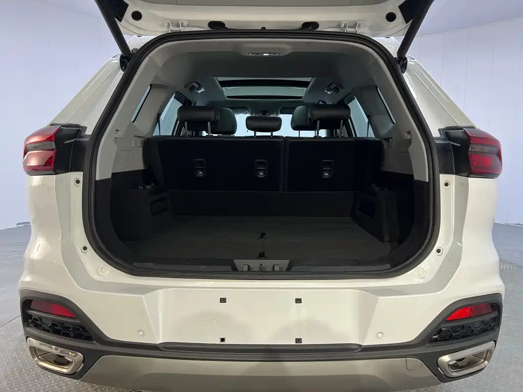 Chery Tiggo 8 — фото 20