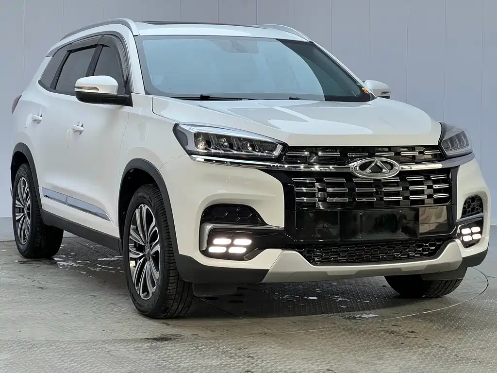 Chery Tiggo 8 — фото 3