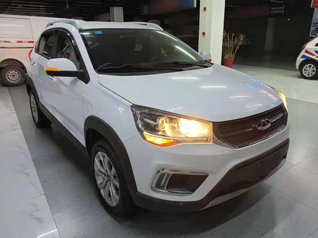 Chery Tiggo 3x — фото 4