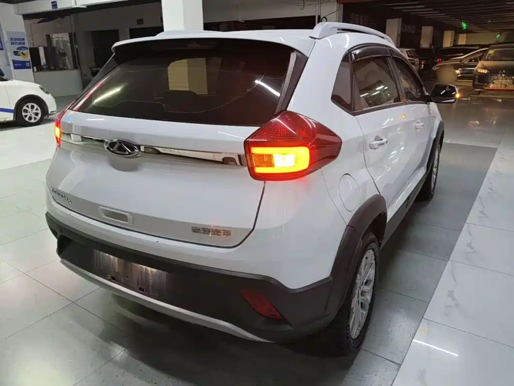 Chery Tiggo 3x — фото 7