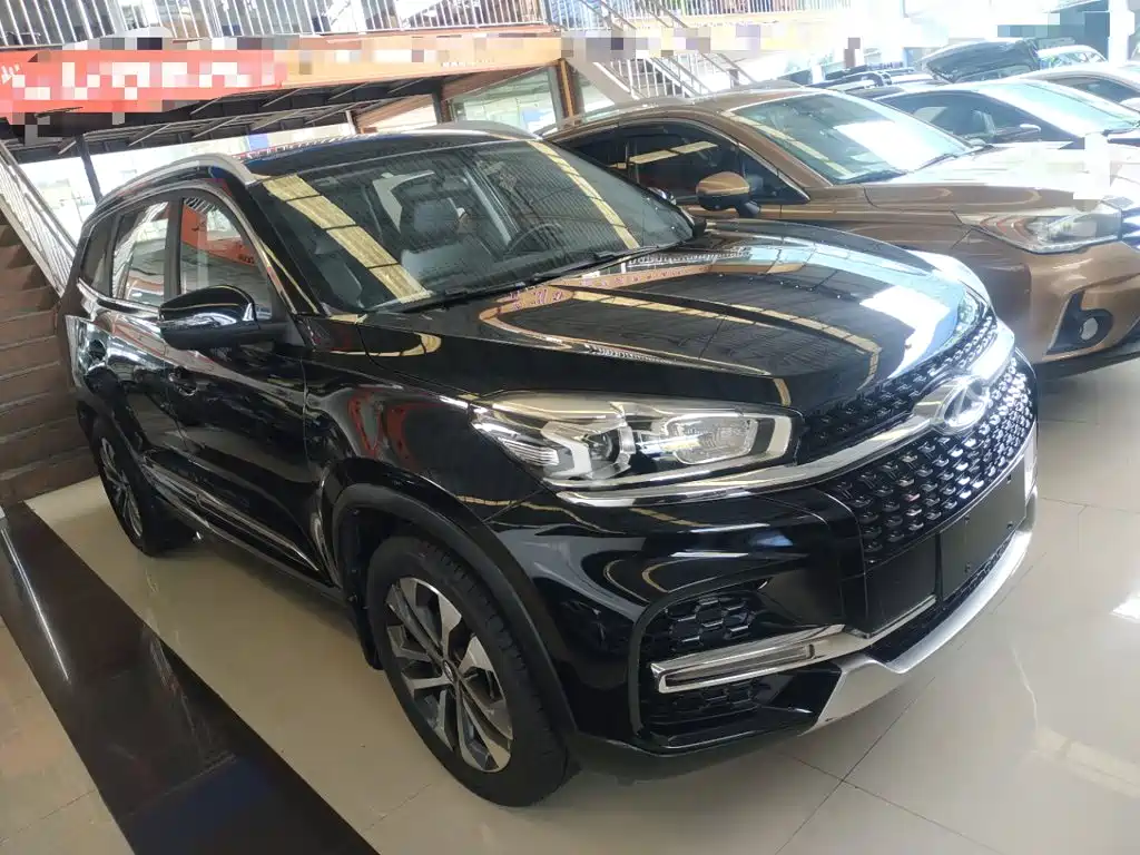Chery Tiggo 8 — фото 4