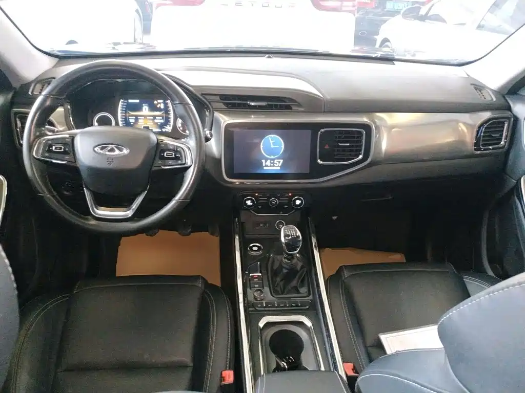Chery Tiggo 8 — фото 10