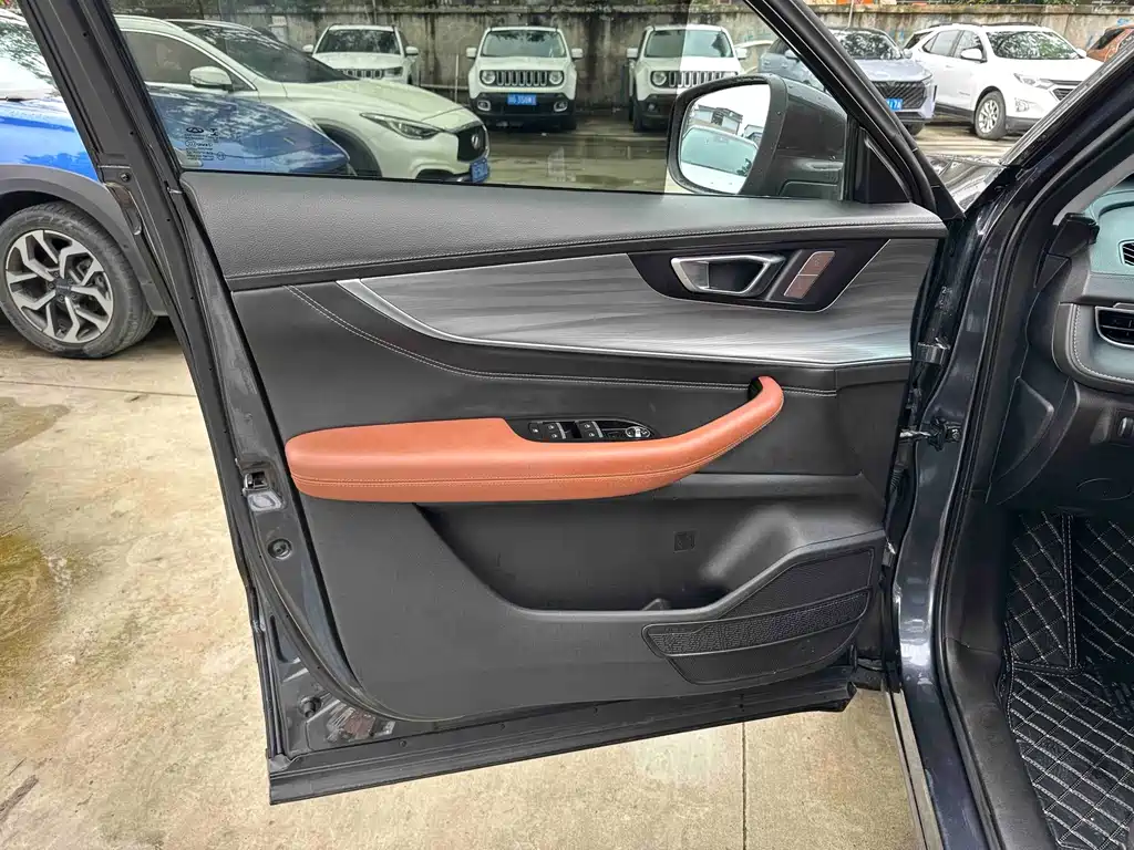 Chery Tiggo 8 PLUS — фото 4