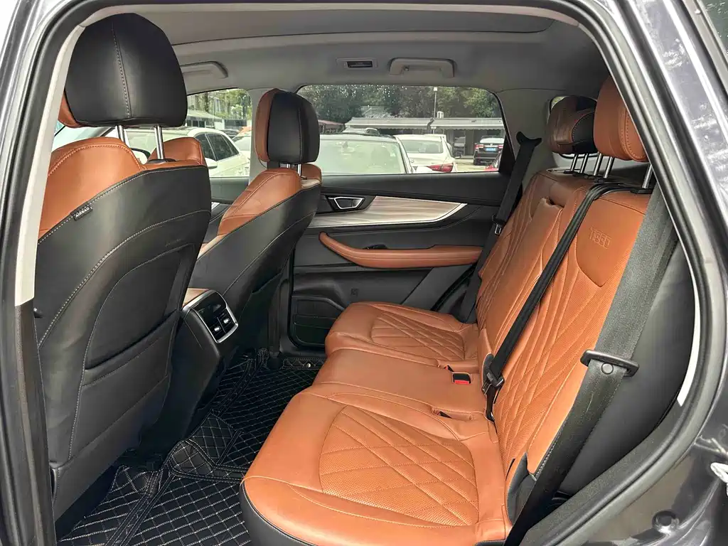 Chery Tiggo 8 PLUS — фото 9