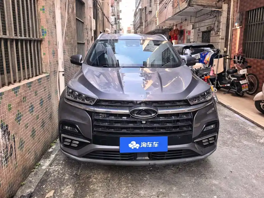Chery Tiggo 8 — фото 2