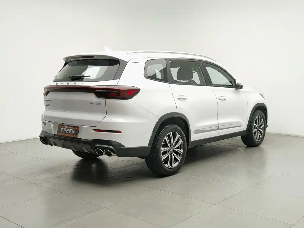Chery Tiggo 8 — фото 2