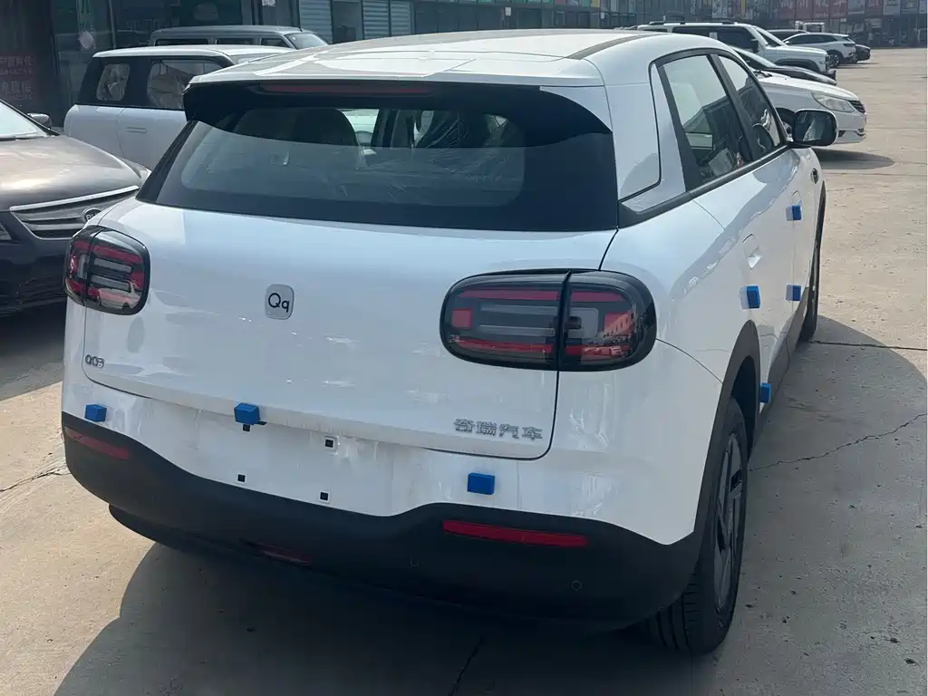 Chery QQ QQ3 EV — фото 4