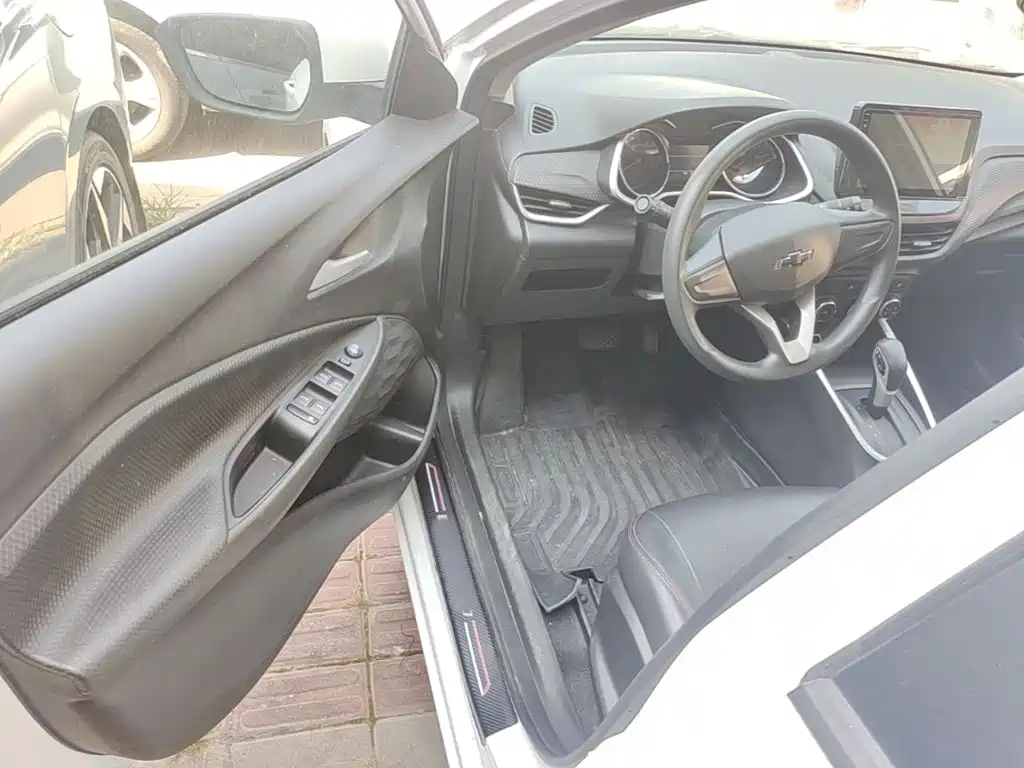 Chevrolet Cavalier — фото 16