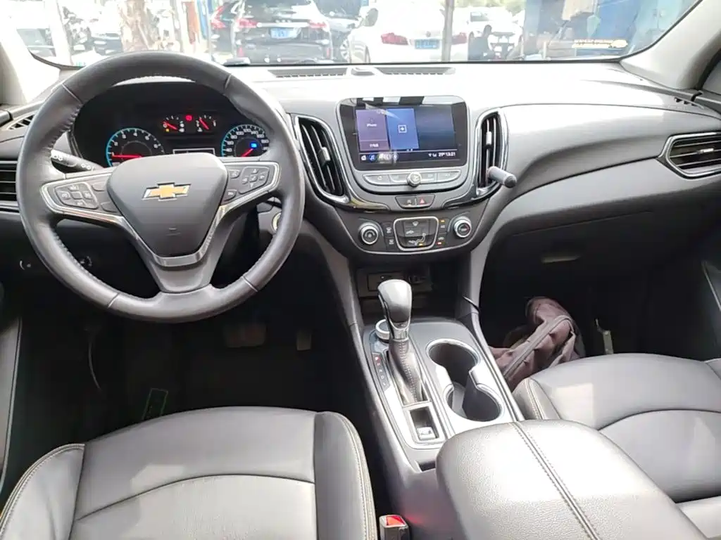 Chevrolet Equinox — фото 10