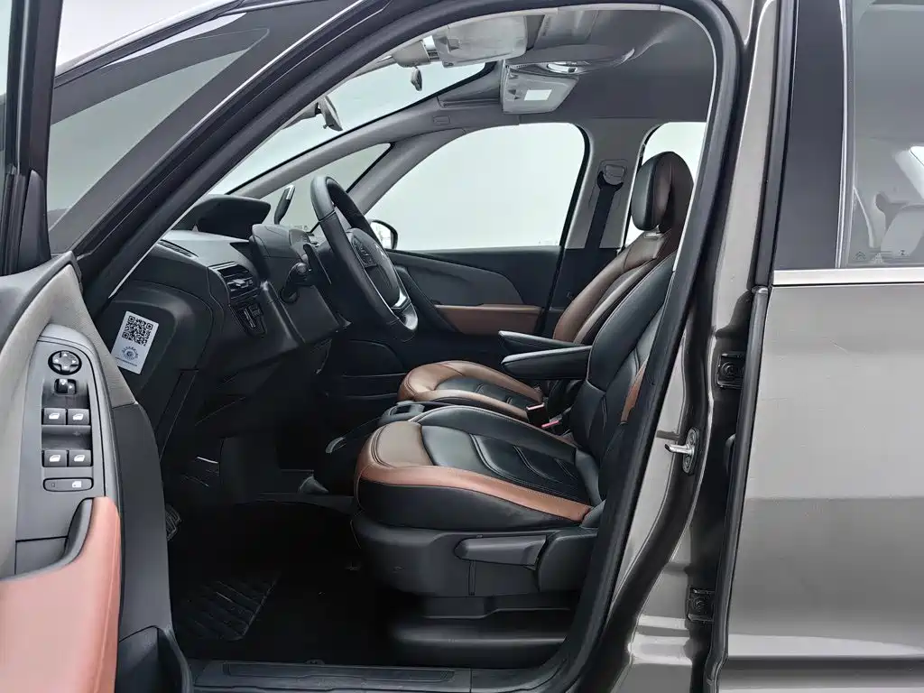 Citroen C4 Picasso — фото 10