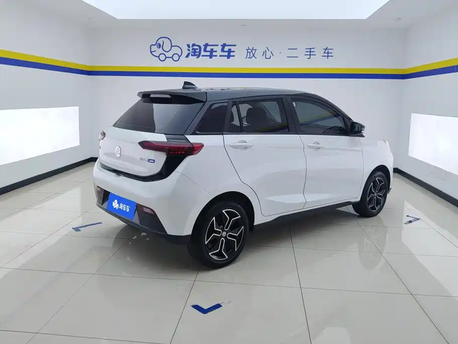 Dongfeng EV YOUNG Guang Xiaoxin — фото 3
