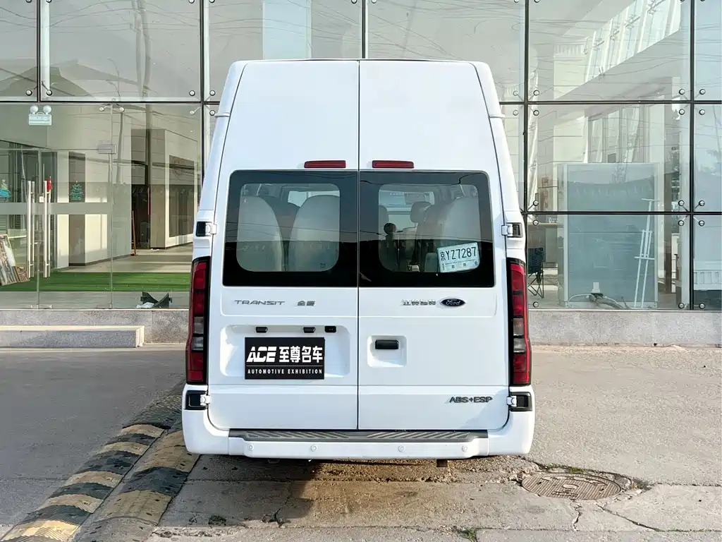 Ford Transit Custom — фото 5