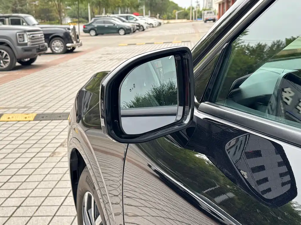 Ford Edge — фото 6