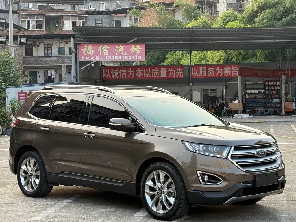 Ford Edge — фото 3
