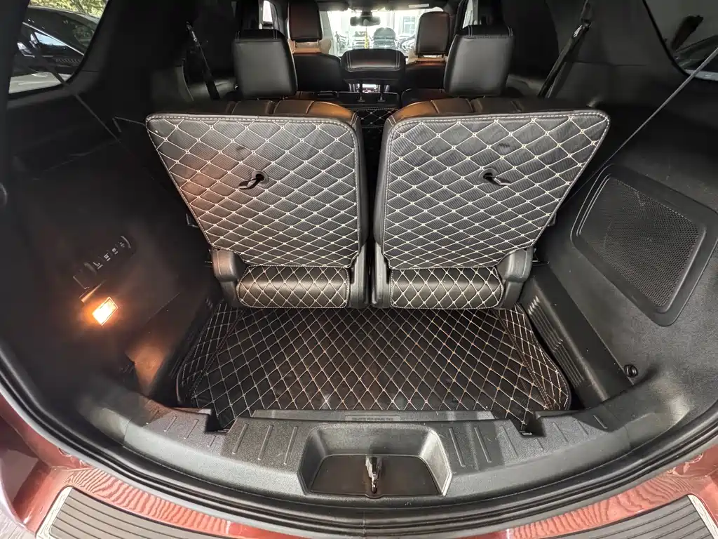 Ford Explorer (Import) — фото 23