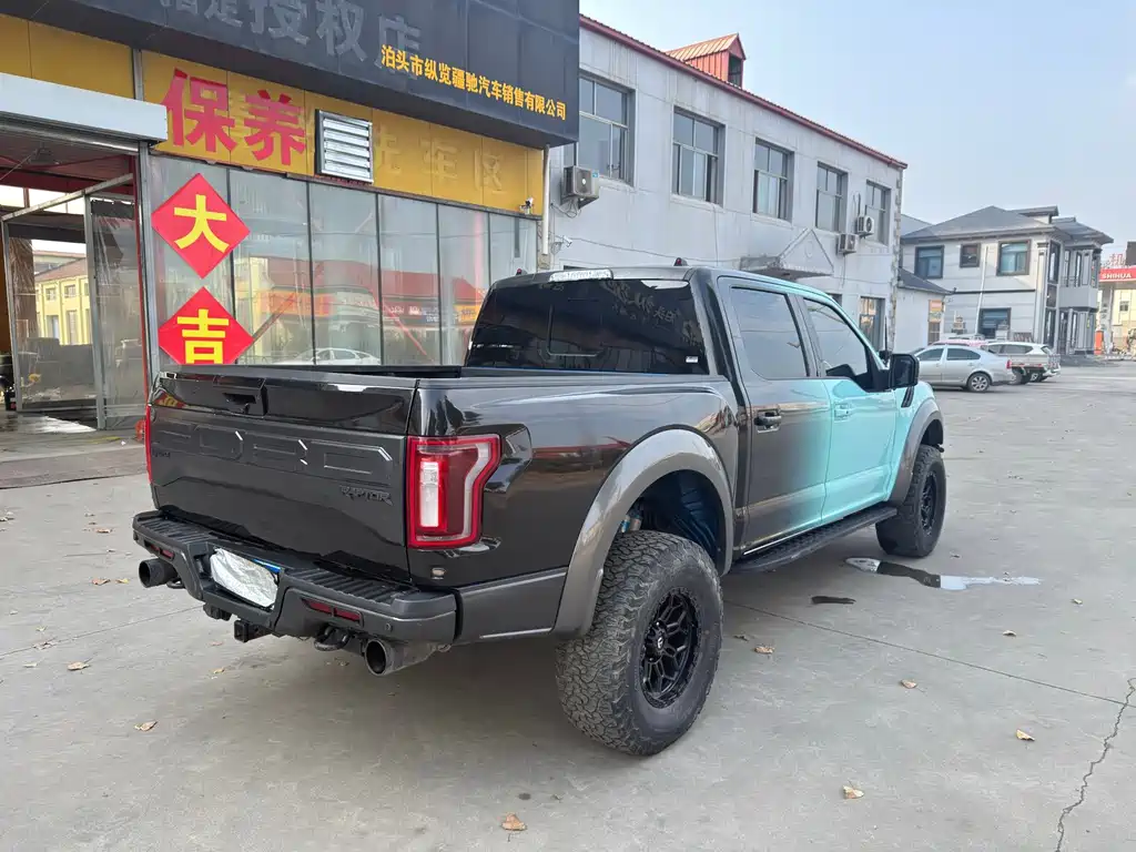 Ford F-150 Raptor — фото 5