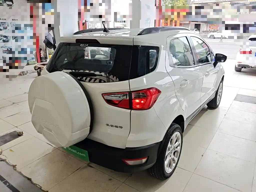 Ford Ecosport — фото 7