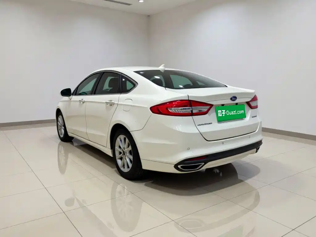 Ford Mondeo — фото 4
