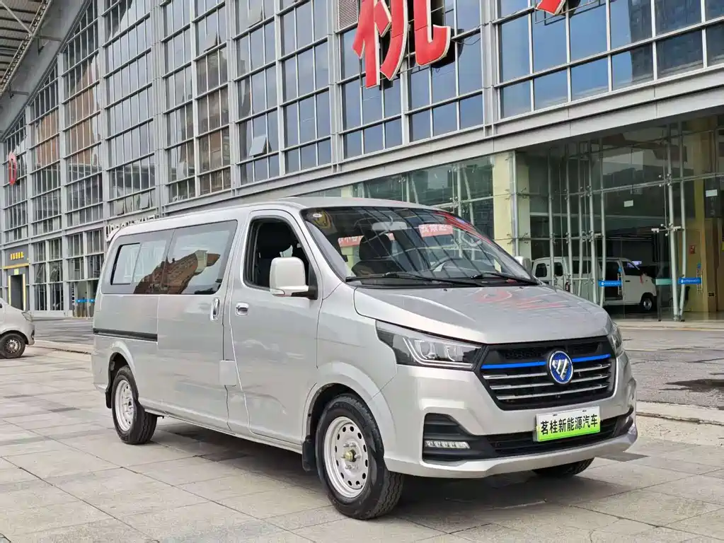 Foton Fengjing Zhilan G5 EV — фото 2
