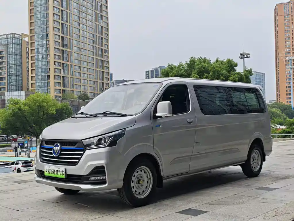 Foton Fengjing Zhilan G5 EV — фото 3