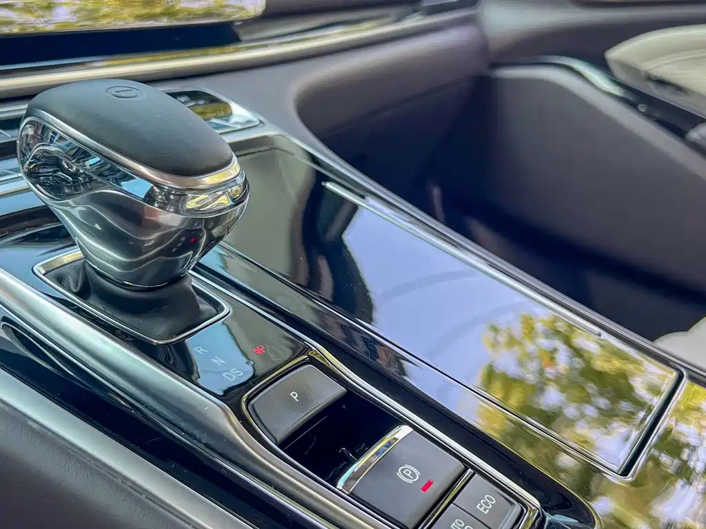 GAC Motor Trumpchi M8 — фото 10