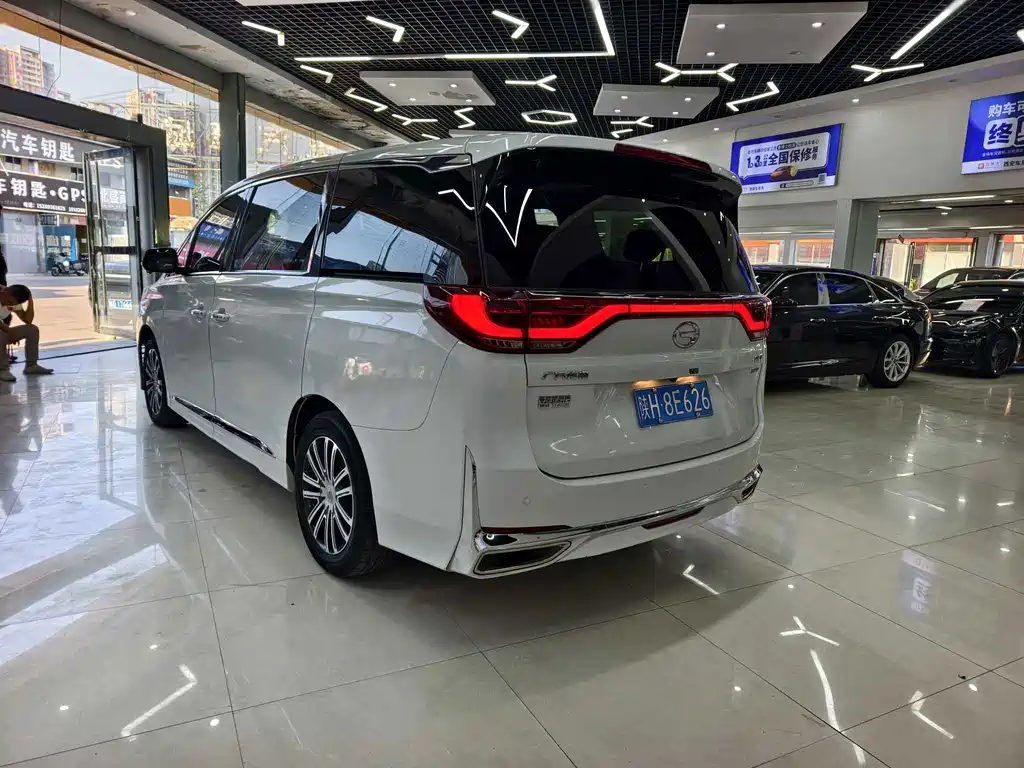 GAC Motor Trumpchi M8 — фото 17