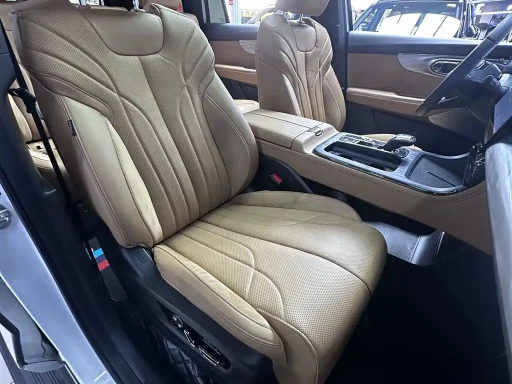 GAC Motor Trumpchi ES9 — фото 35