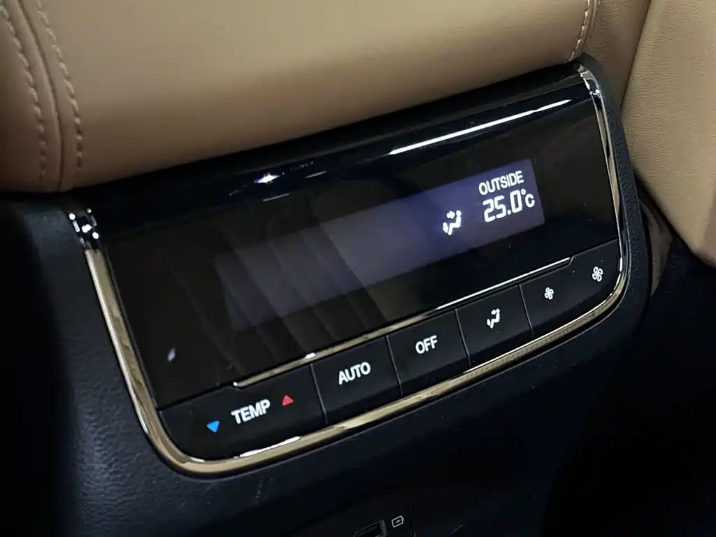 GAC Motor Trumpchi ES9 — фото 31