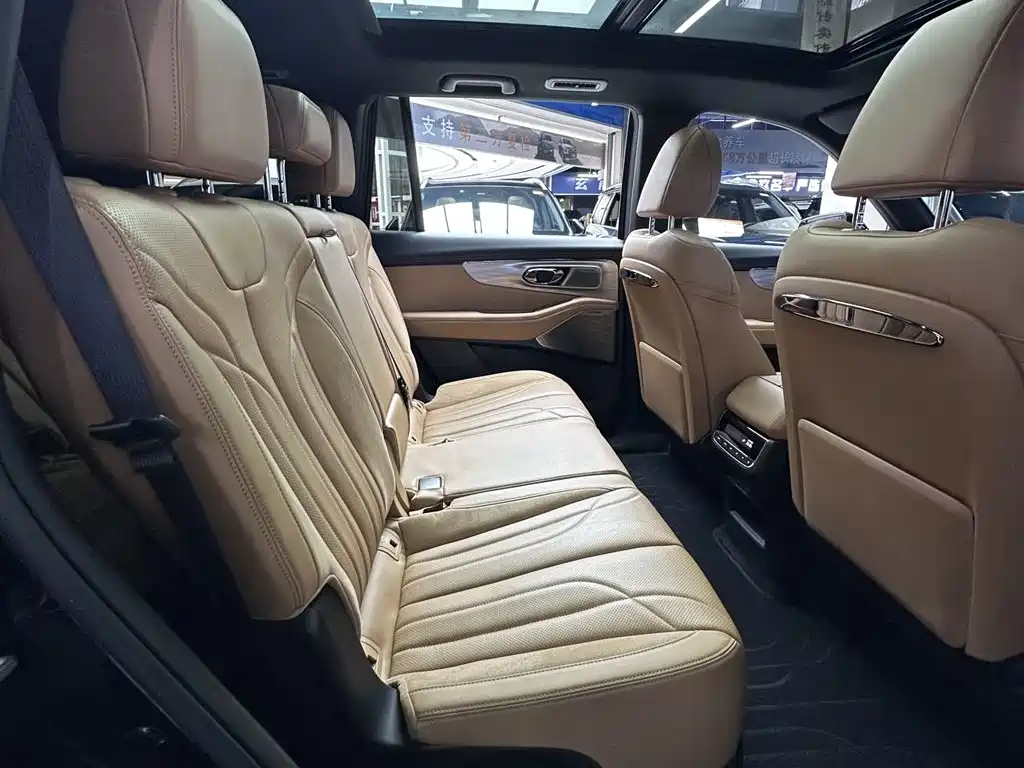 GAC Motor Trumpchi ES9 — фото 33