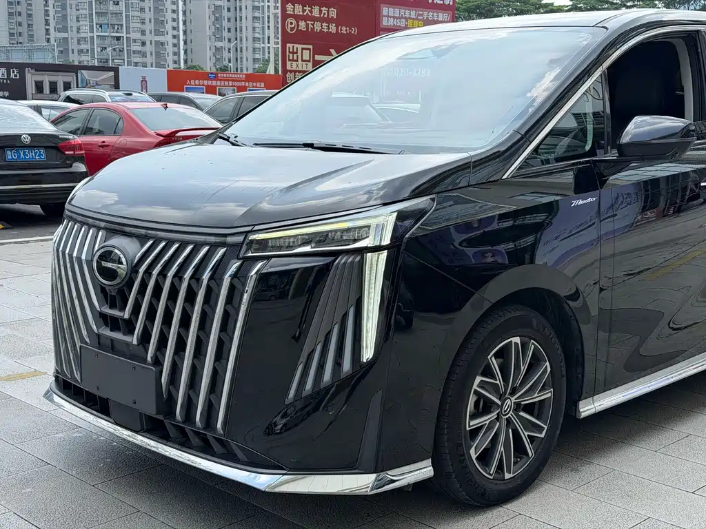 GAC Motor Trumpchi M8 — фото 3