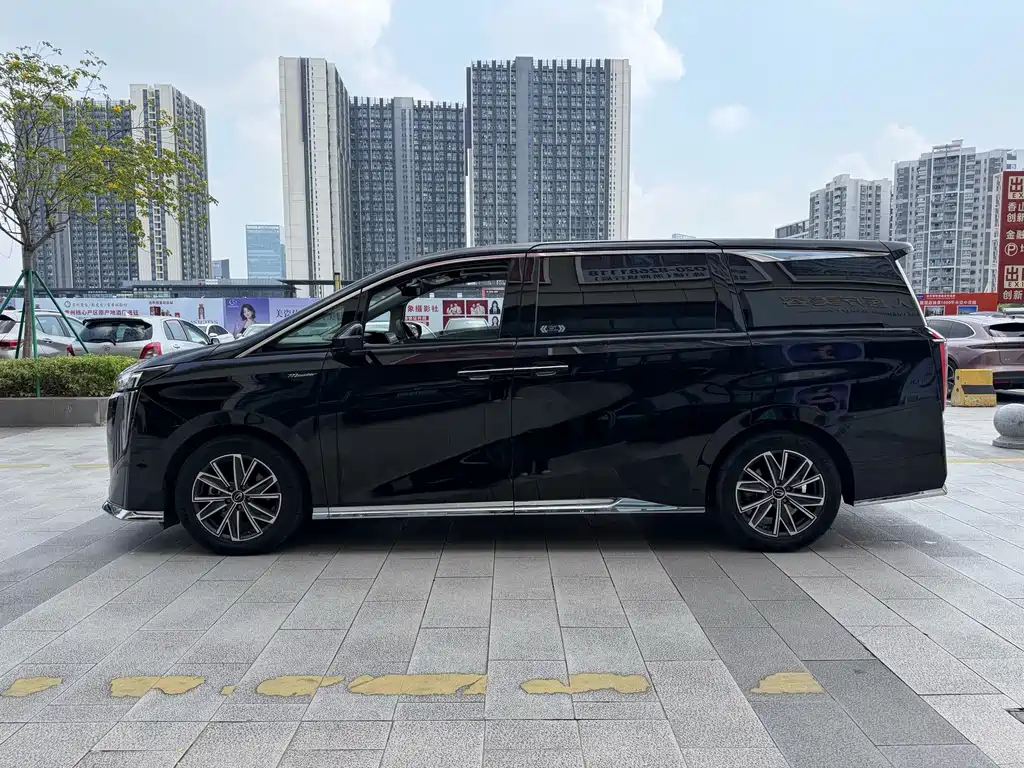 GAC Motor Trumpchi M8 — фото 4