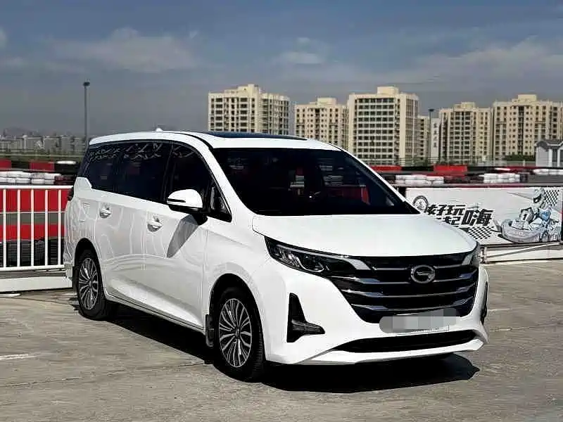GAC Motor Trumpchi M6 — фото 3