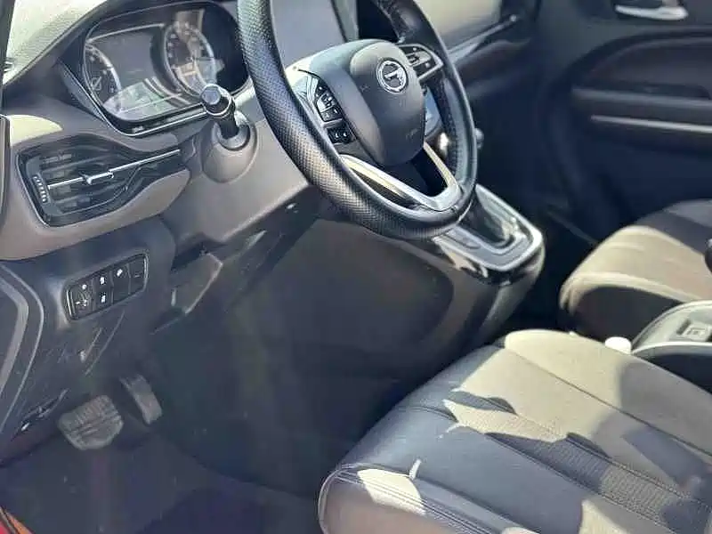 GAC Motor Trumpchi M6 — фото 7