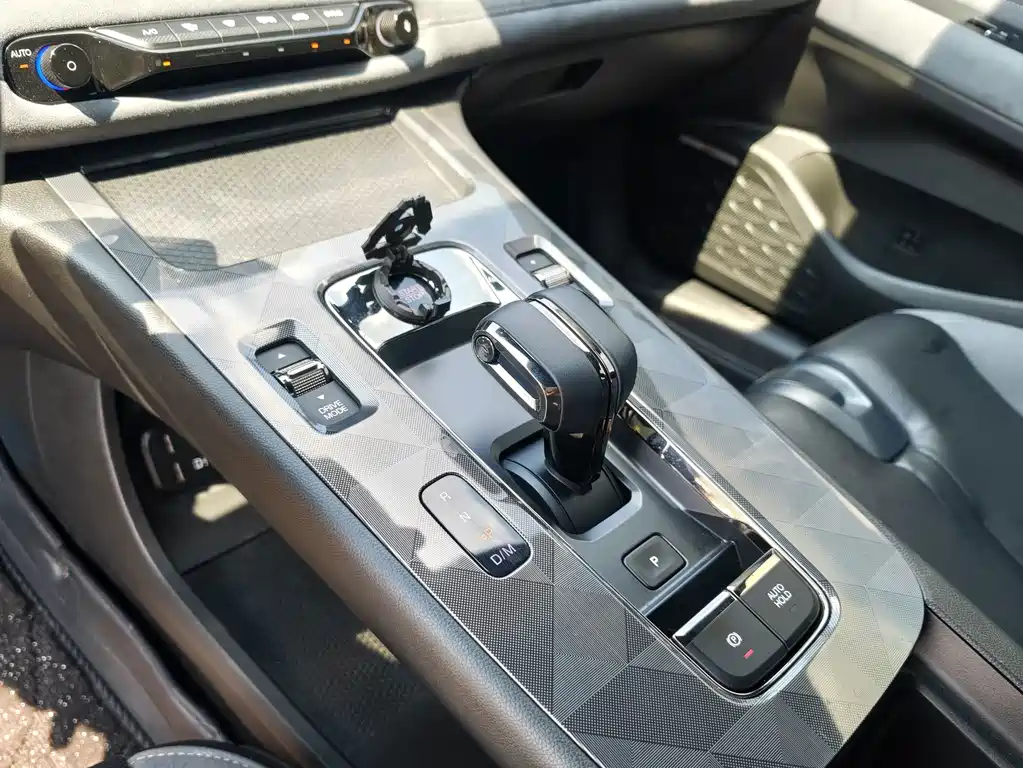 GAC Motor Shadow Leopard — фото 9