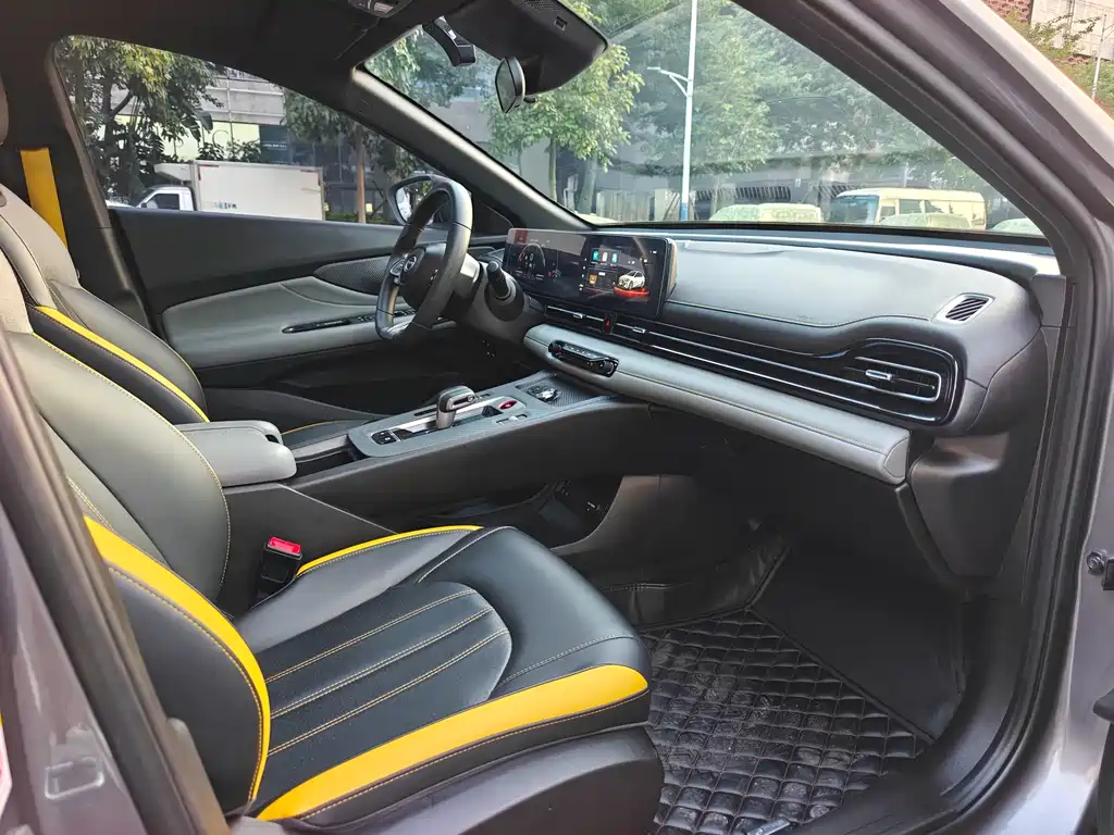 GAC Motor Shadow Leopard — фото 10