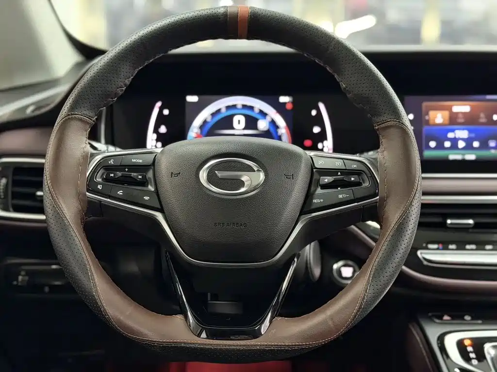 GAC Motor Trumpchi M6 — фото 11