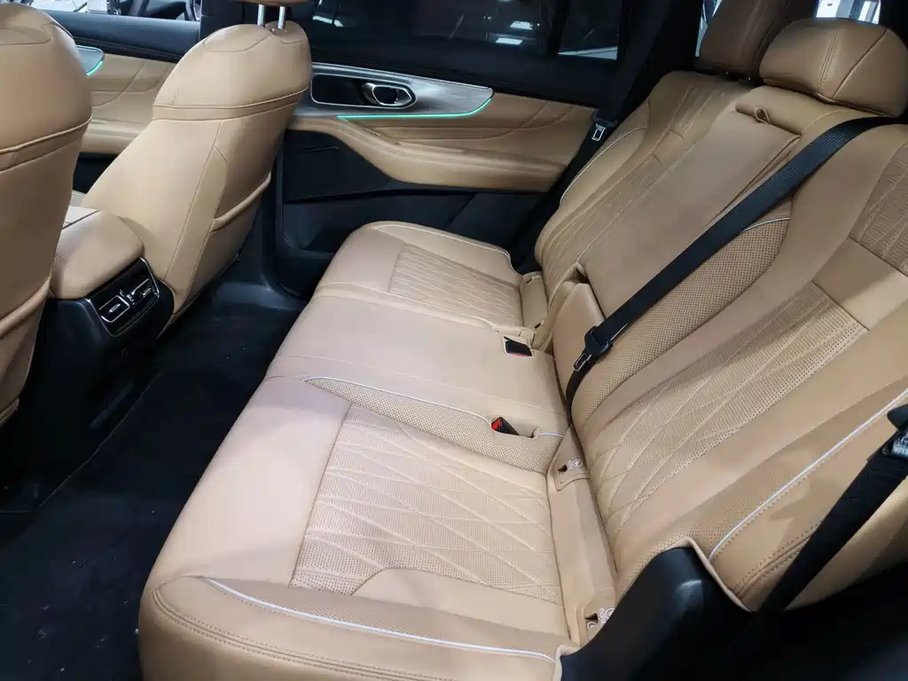GAC Motor Trumpchi GS8 — фото 14