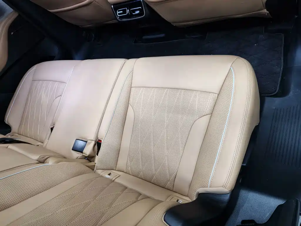GAC Motor Trumpchi GS8 — фото 17