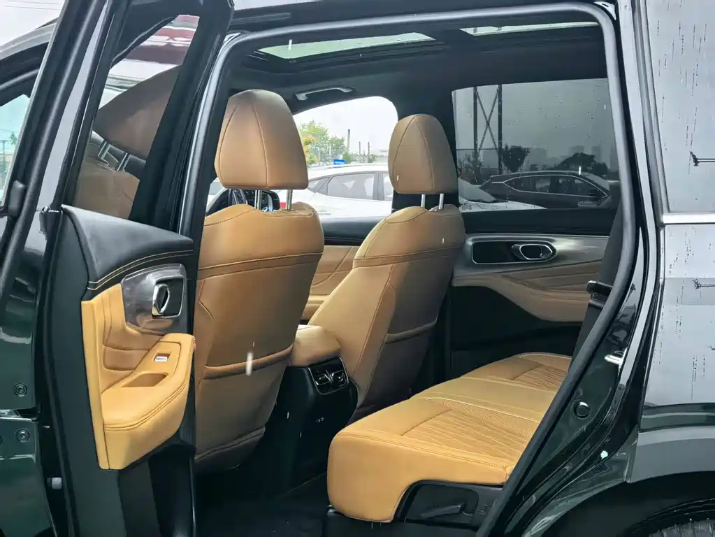 GAC Motor Trumpchi GS8 — фото 4