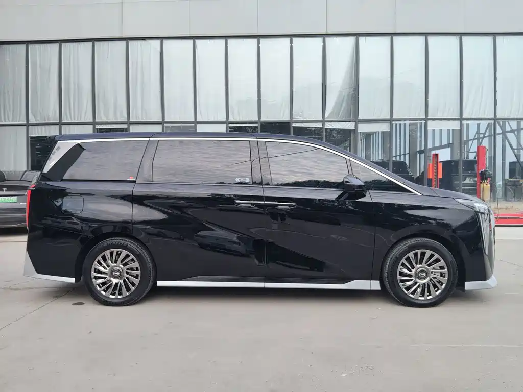 GAC Motor Trumpchi M8 — фото 7