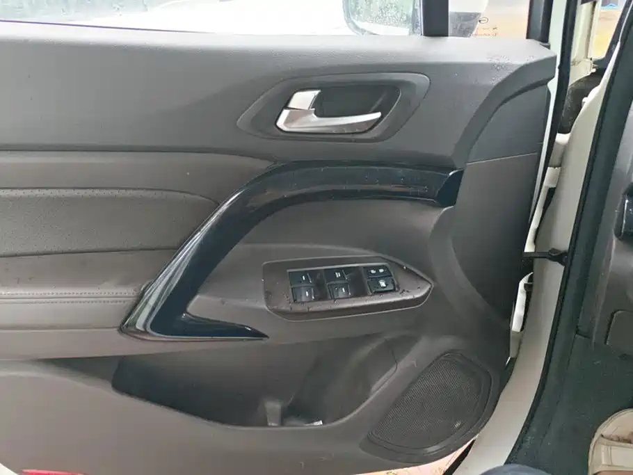 GAC Motor Trumpchi GS4 — фото 7