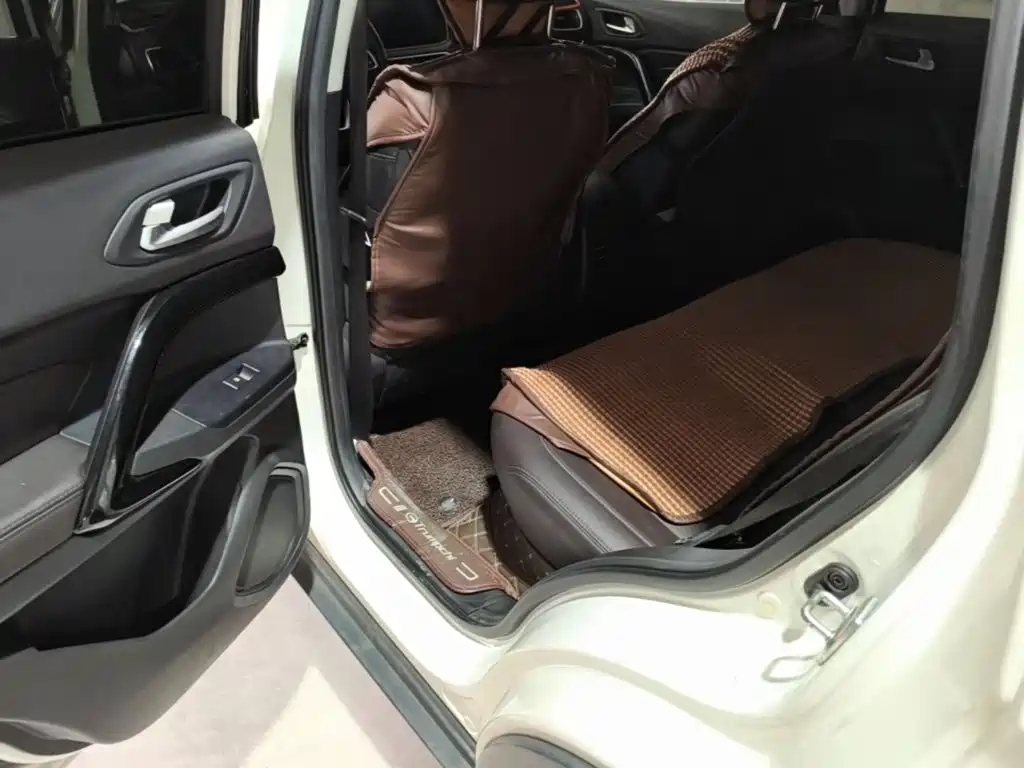 GAC Motor Trumpchi GS4 — фото 20