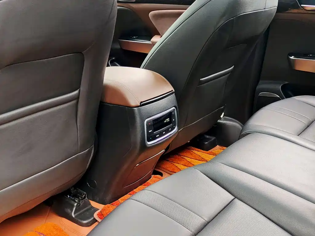 GAC Motor Trumpchi GS8 — фото 9