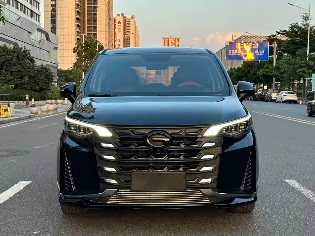 GAC Motor Trumpchi M6 — фото 2