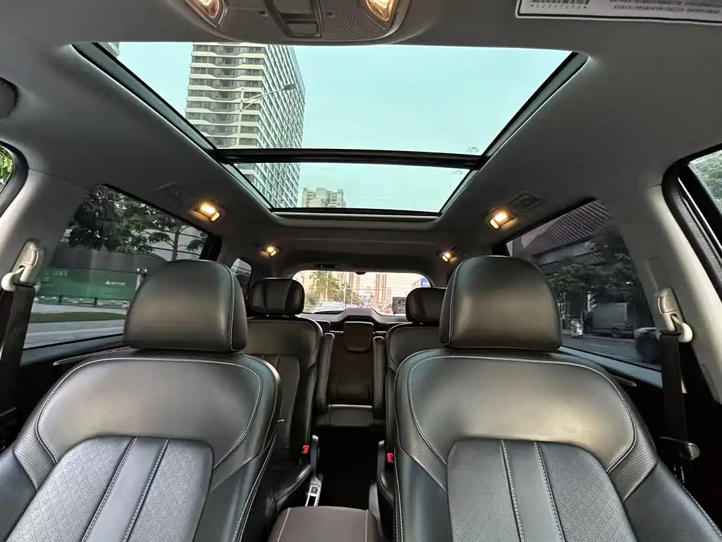 GAC Motor Trumpchi M6 — фото 14