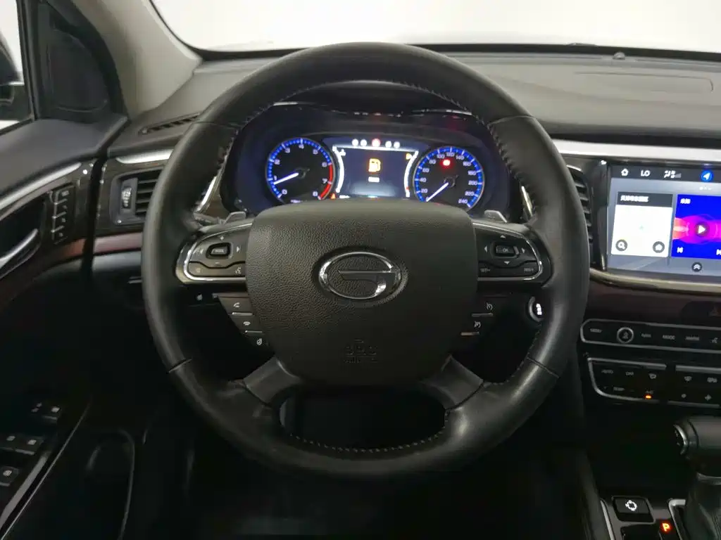 GAC Motor Trumpchi GS8 — фото 11